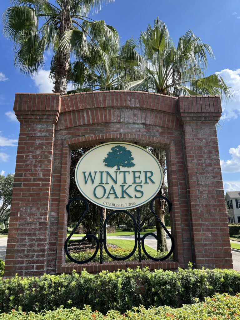 winter oaks entrance